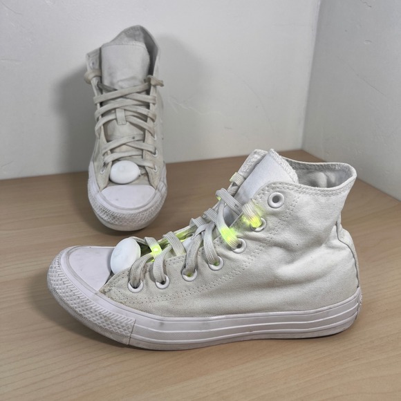 Converse Shoes - Converse Chuck Taylor All Star Women 8 White High Top LED Light Up Laces